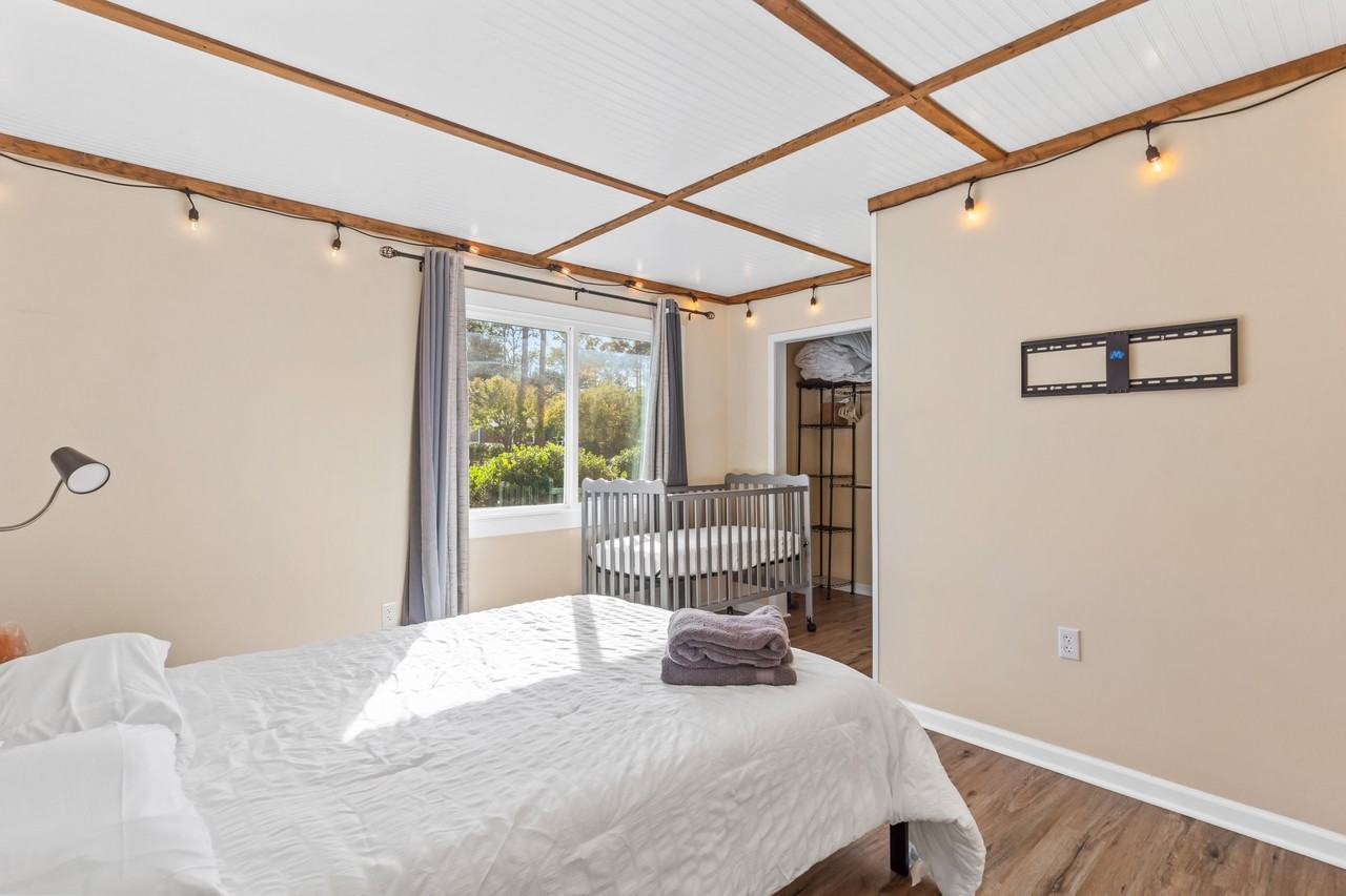 417 N Crestwood Dr #NA - Photo 5 of 25