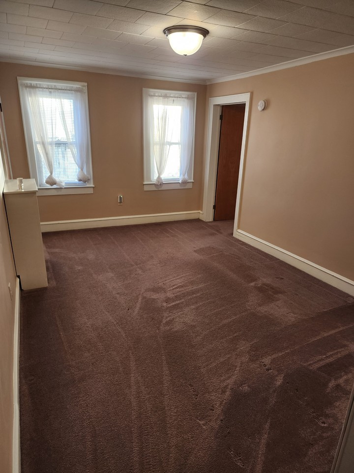 607 Mill St #2 - Photo 2 of 18