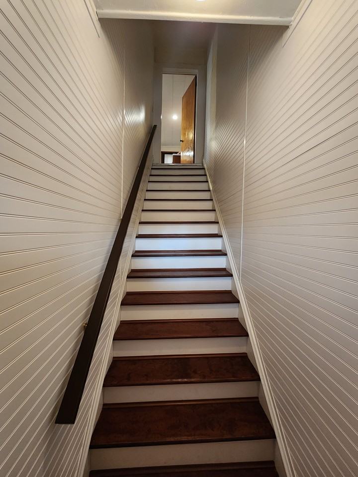 607 Mill St #2 - Photo 5 of 18