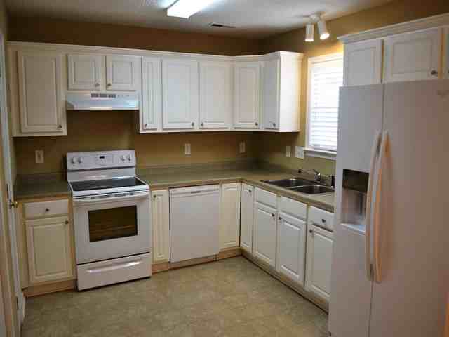 301 Kingfisher Dr - Photo 3 of 11