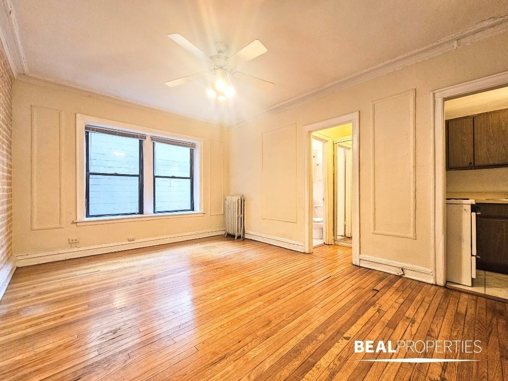 1164 N Dearborn St - Photo 3 of 10