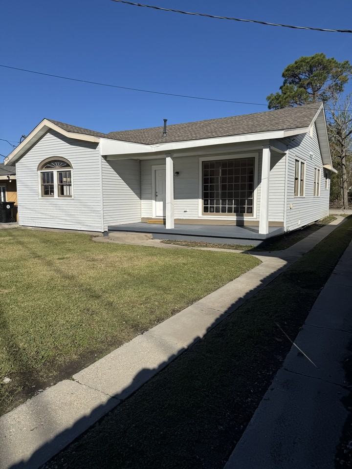 3724 General Meyer Ave #NA - Photo 2 of 11