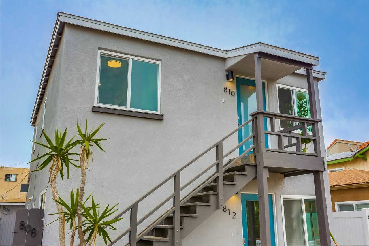 810 Island Ct #810 - Photo 6 of 18