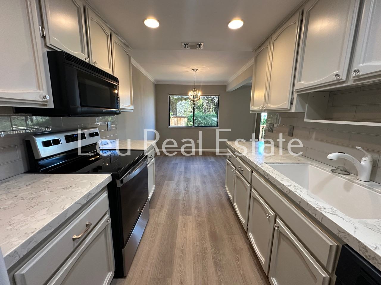 3262 Heights Dr - Photo 7 of 26