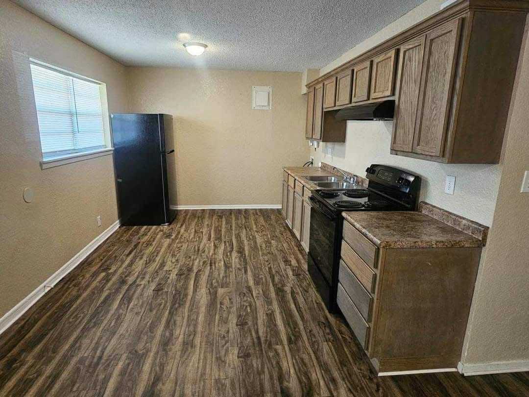 302 Pine Wilderness Dr #3 - Photo 3 of 10