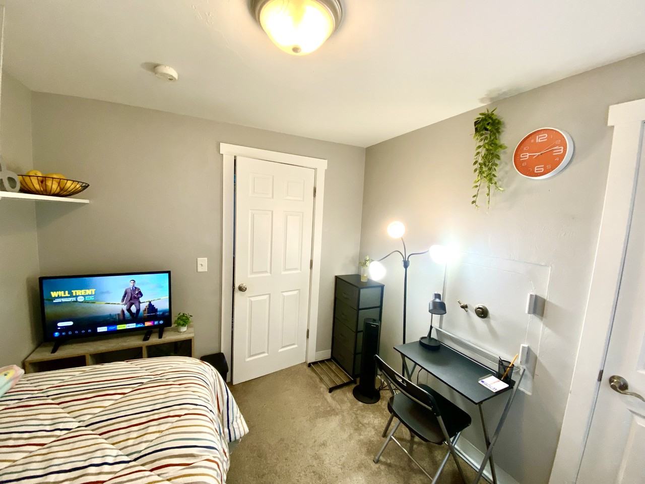 2213 E Main St #NA - Photo 2 of 15