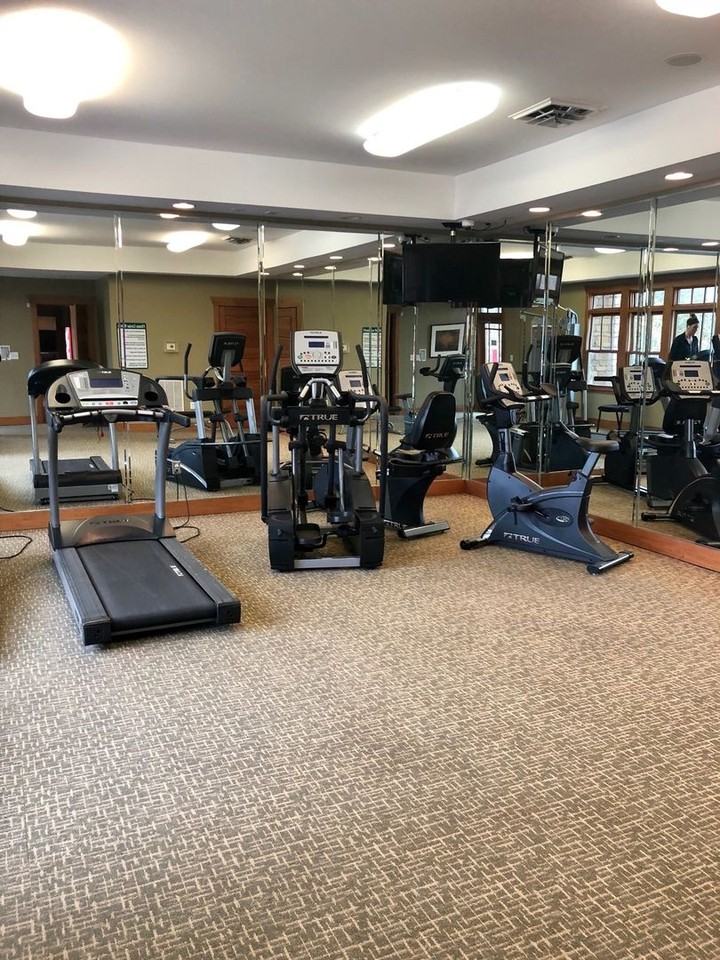 821 Harts Cove Way - Photo 4 of 34