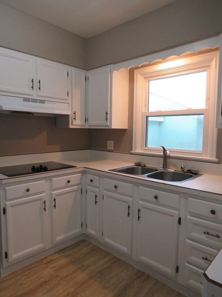 1034 Yale Ave - Photo 7 of 21