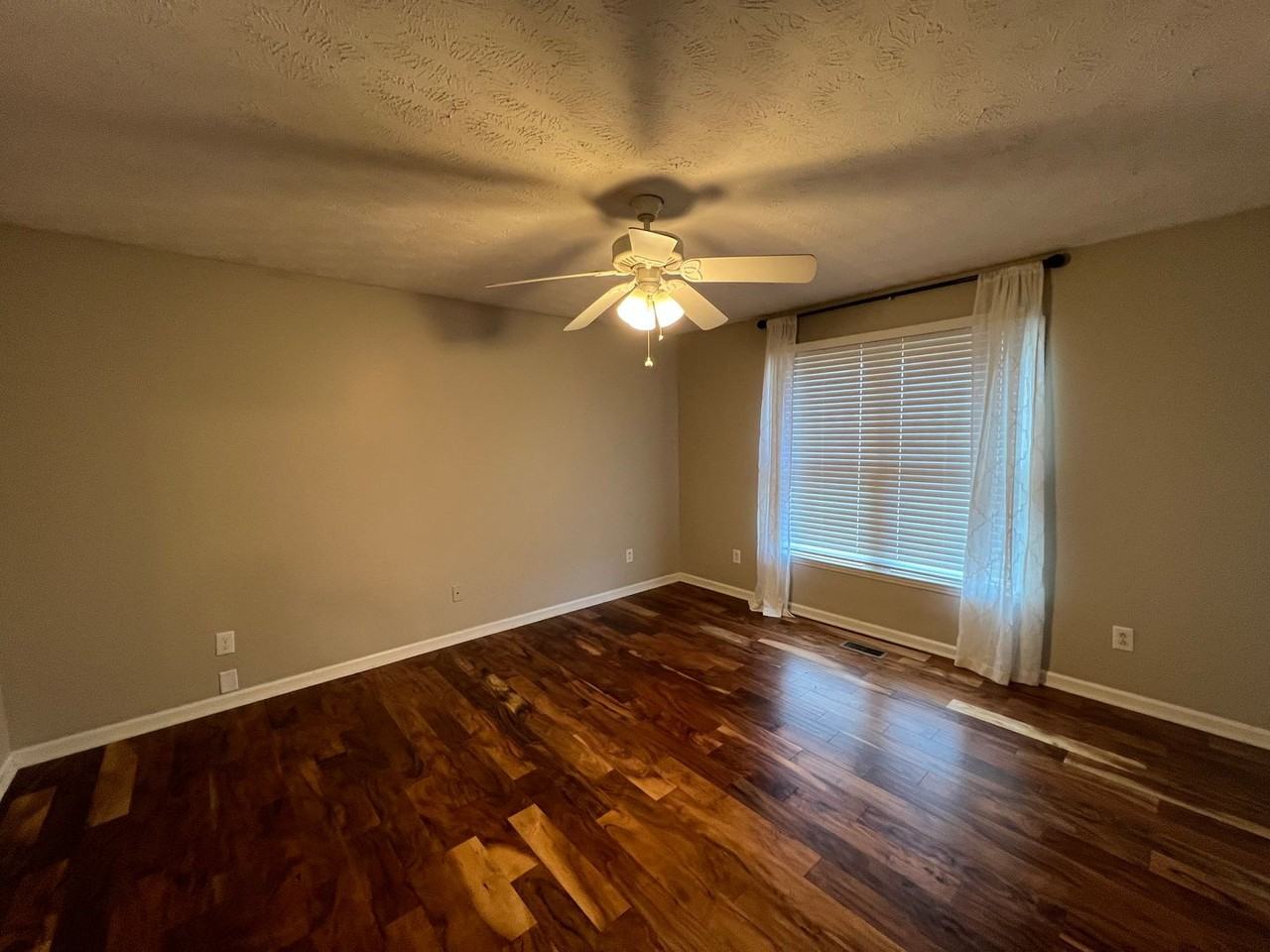 1819 Turnstone Ct - Photo 6 of 26
