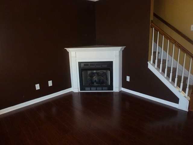 947 Whispering View Ln - Photo 3 of 6