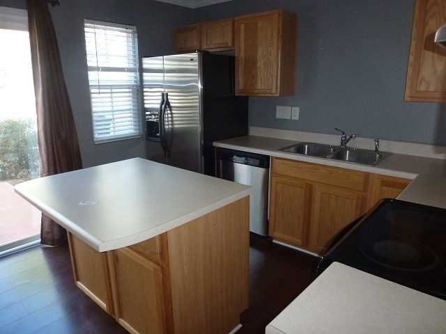 947 Whispering View Ln - Photo 4 of 6