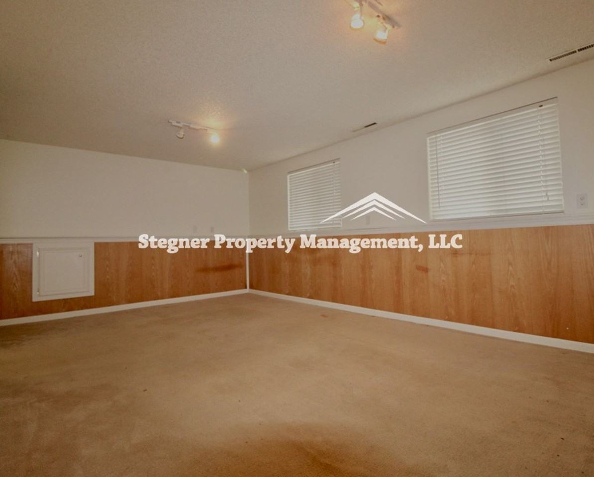 828 Gallup Rd - Photo 7 of 11