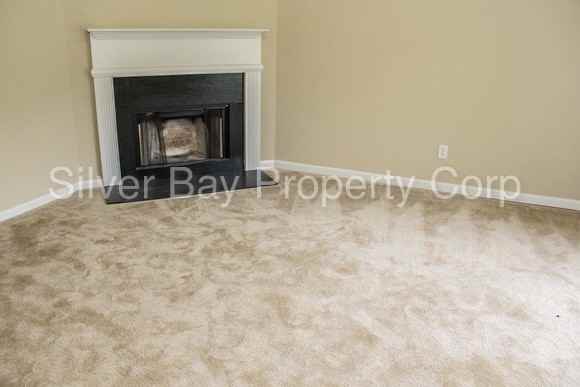 110 Melanie Ln - Photo 2 of 5