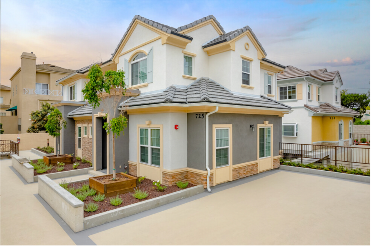 Stoneman Terrace - Photo 2 of 17