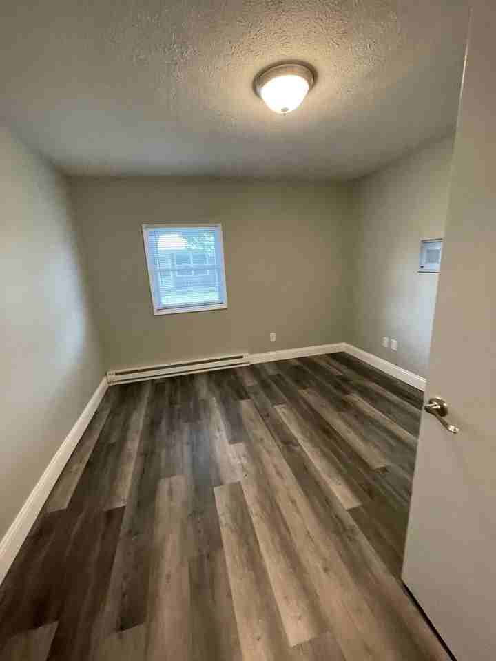 815 W. Columbia - Photo 4 of 17