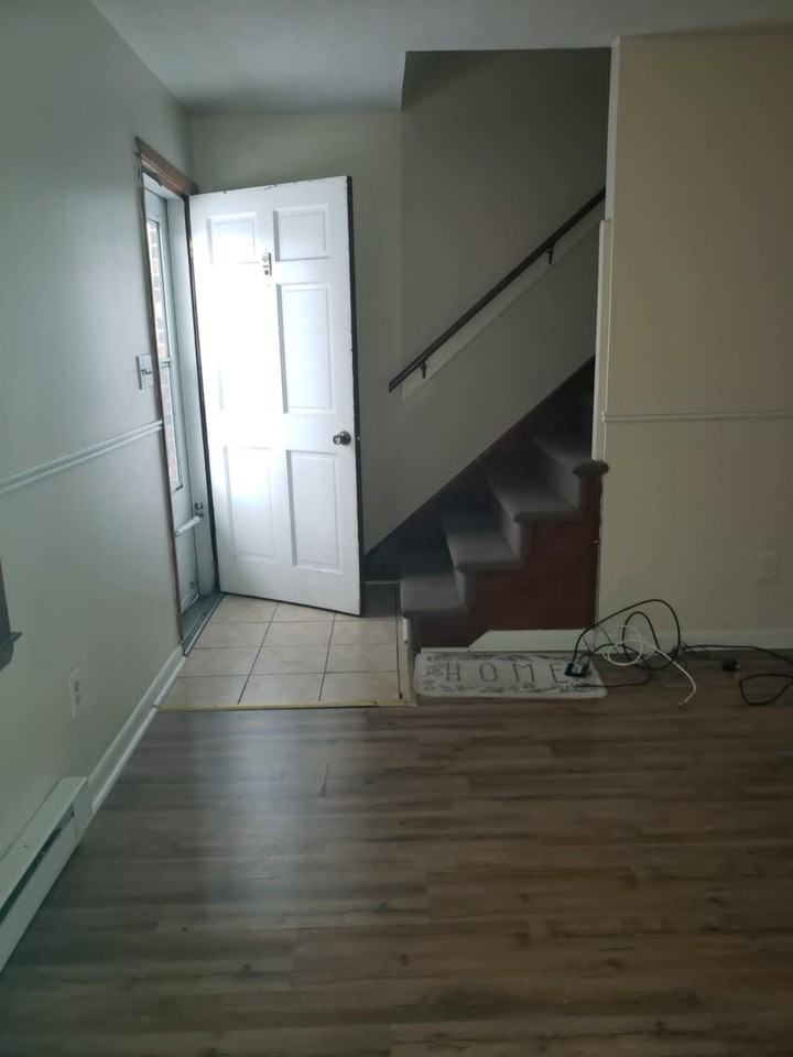 150 East Reynolds Avenue #F1 - Photo 7 of 10