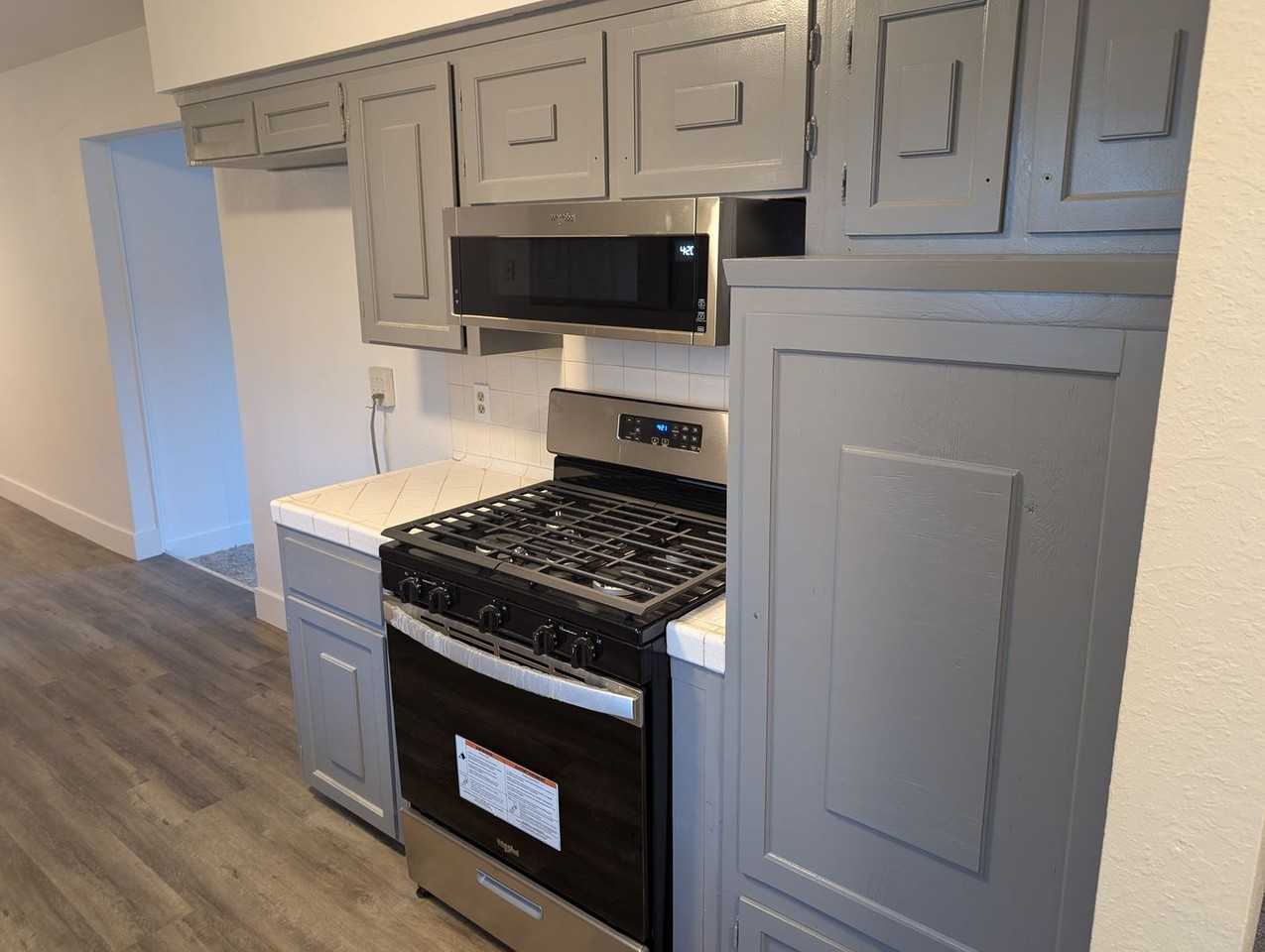 2044 W Los Altos Ave - Photo 3 of 19
