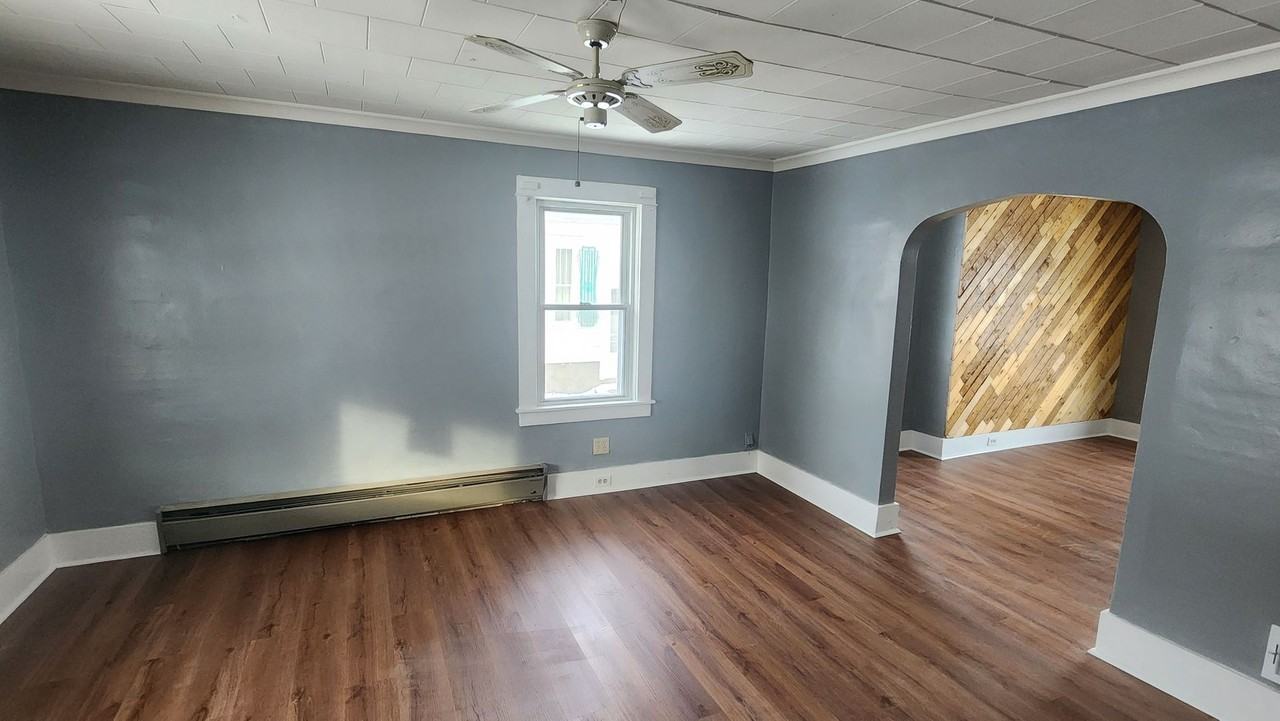 19 Lexington Ave - Photo 2 of 10
