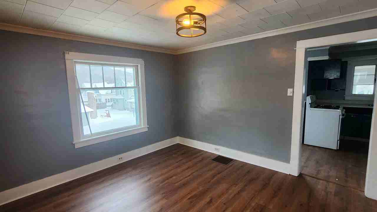 19 Lexington Ave - Photo 5 of 10