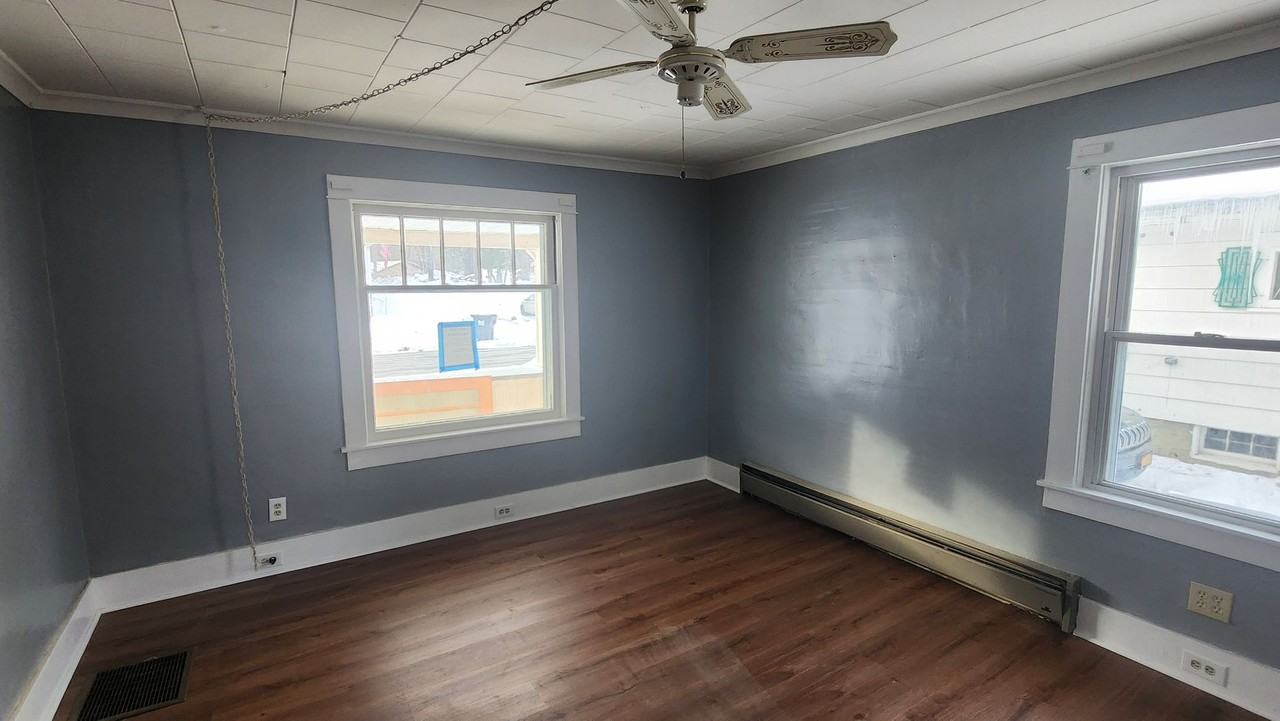 19 Lexington Ave - Photo 6 of 10