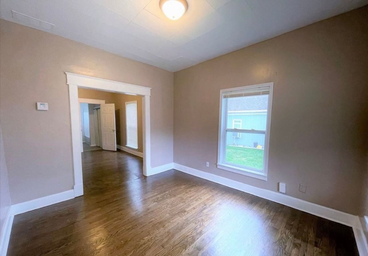 65 S 19th St - Photo 6 of 12