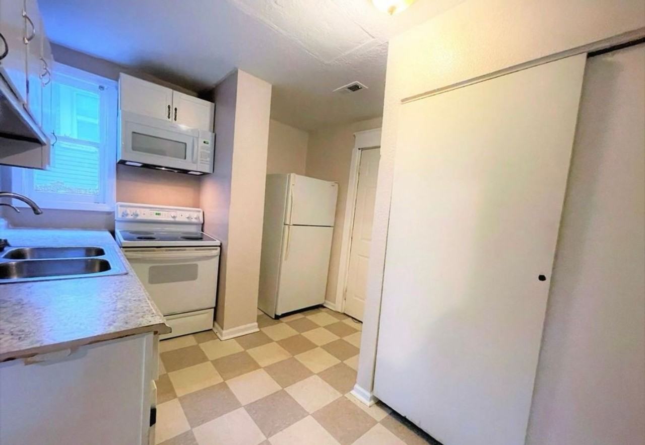 65 S 19th St - Photo 6 of 10