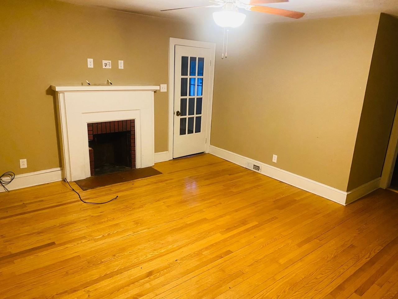 318 Cliff St - Photo 3 of 9