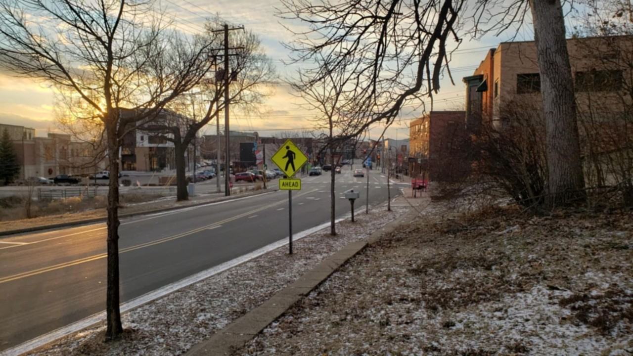 614 Galloway St - Photo 2 of 7