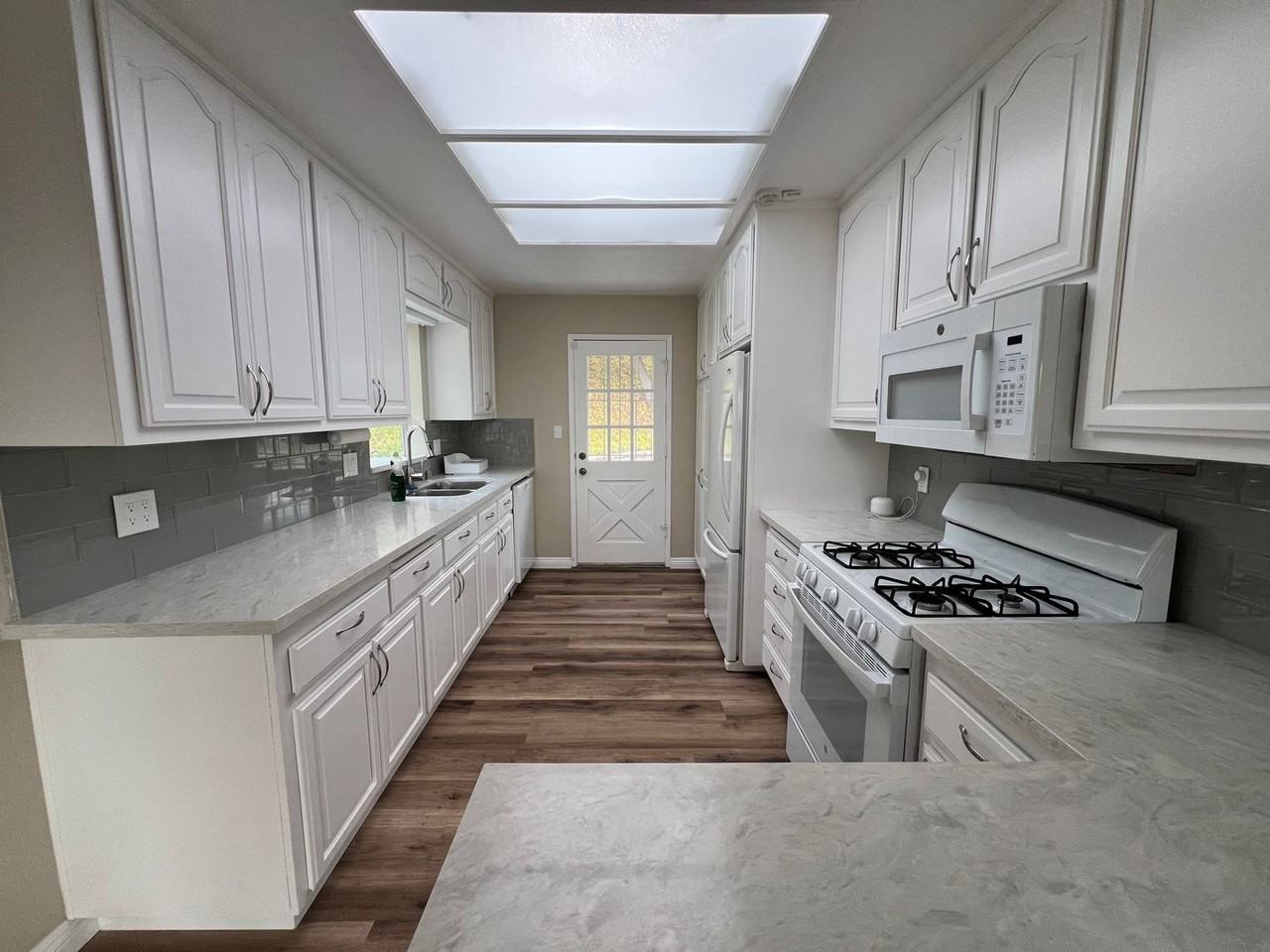 295 Camino Del Cerro Grande - Photo 4 of 48