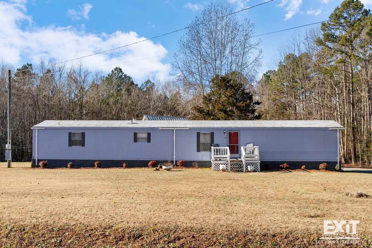 663 Hall Rd - Photo 2 of 24