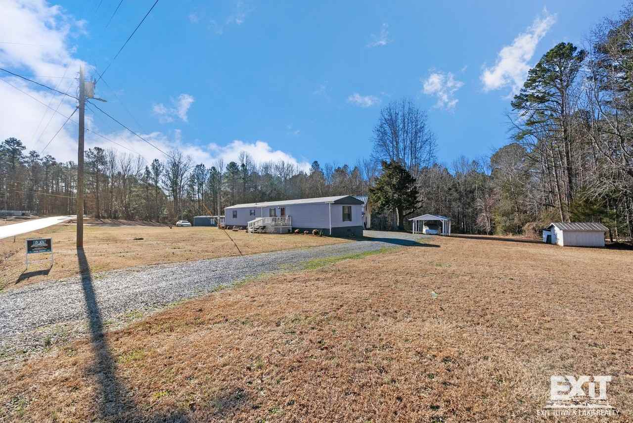 663 Hall Rd - Photo 3 of 24