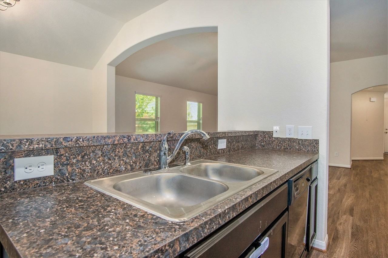 13006 Lazy Ln - Photo 6 of 23