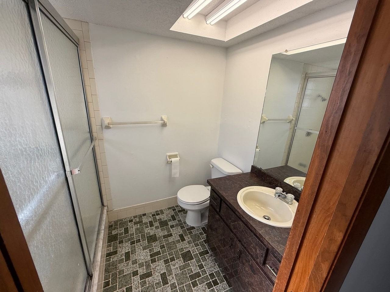 7646 Landmark Dr - Photo 6 of 10