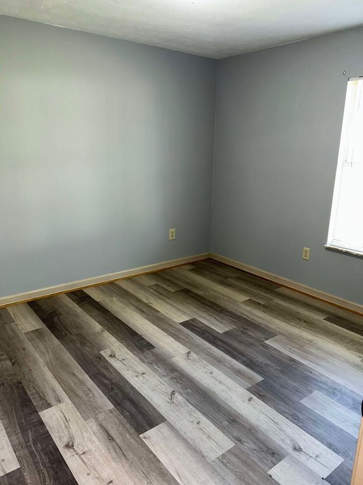 411 E Dumplin Valley Rd #2 - Photo 5 of 17