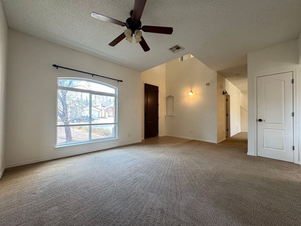 11028 Acoma St - Photo 3 of 27