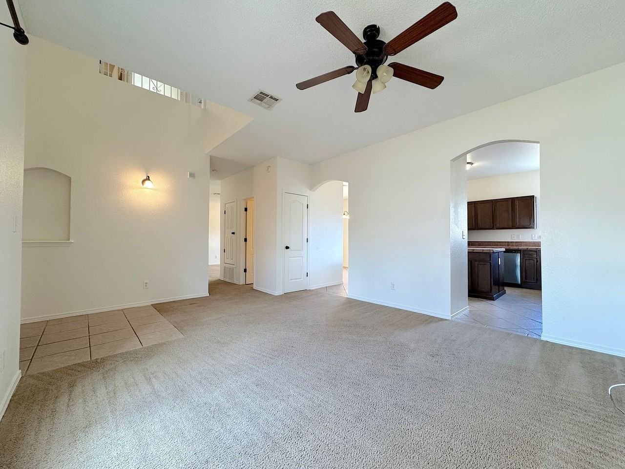 11028 Acoma St - Photo 5 of 27