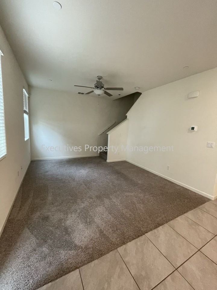 167 Shafer Ave - Photo 5 of 15