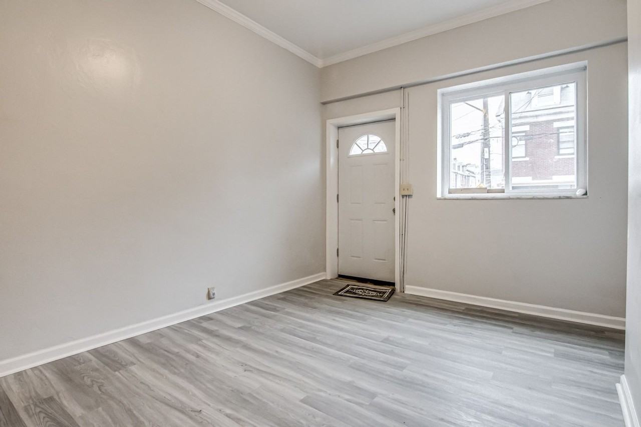 296 46th St - Photo 6 of 15