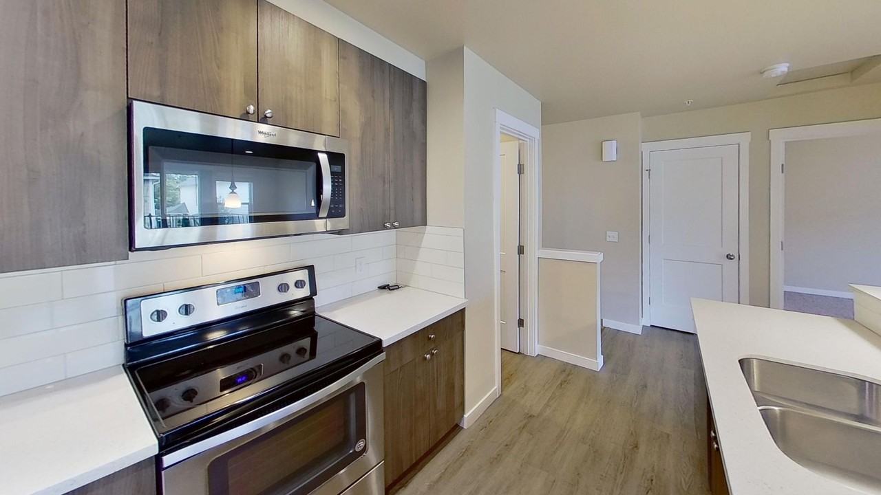 4945 Greenwood Drive Southwest #101 - Photo 7 of 19