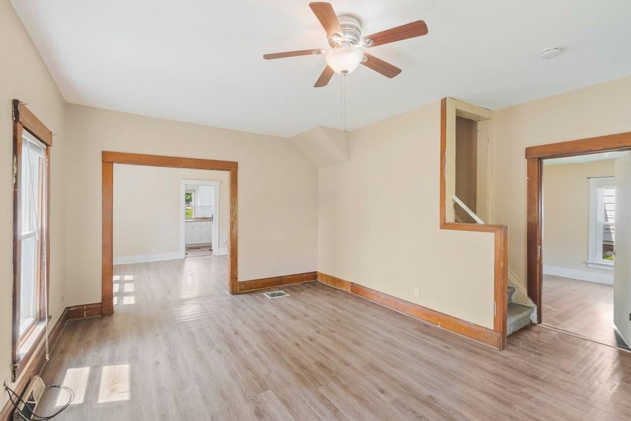 1421 Tremont St - Photo 3 of 18