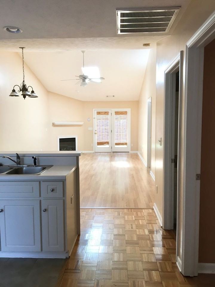 110 Andover Ct - Photo 2 of 19