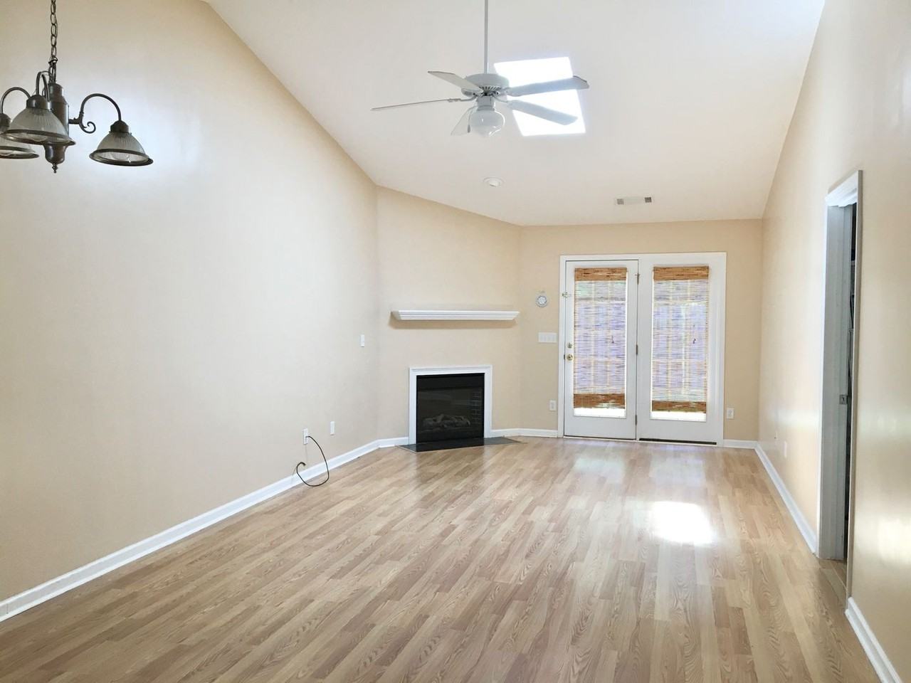 110 Andover Ct - Photo 7 of 19