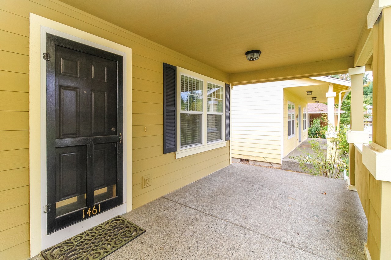 1461 Montgomery St - Photo 4 of 26