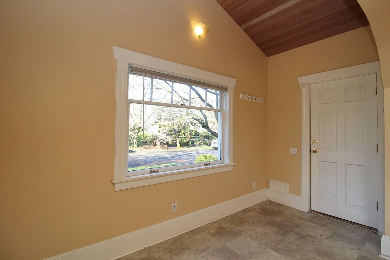 4316 Se 15th Ave - Photo 5 of 28