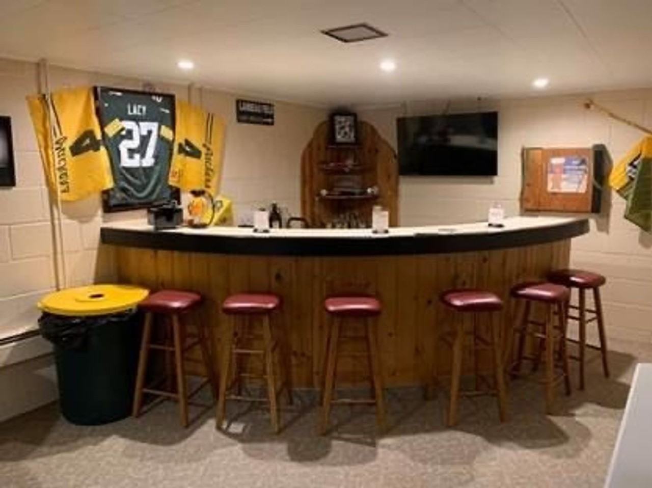 1506 Beauchamp St - Photo 2 of 31