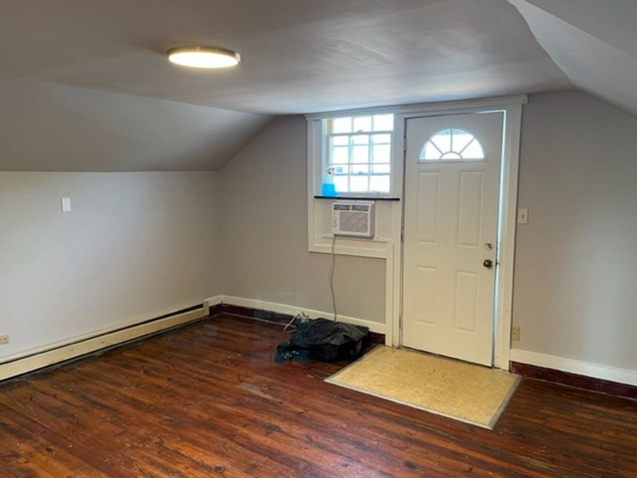 1826A Central Ave - Photo 3 of 6