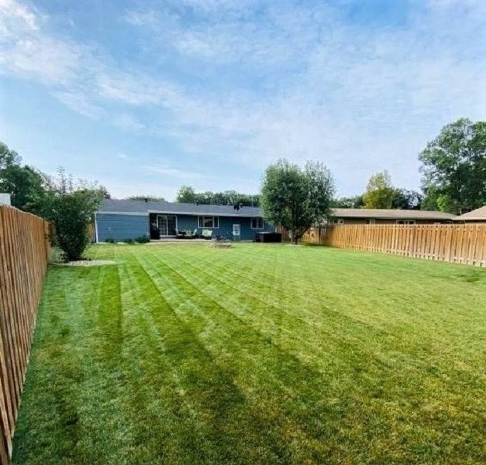 3 Green Way - Photo 2 of 17