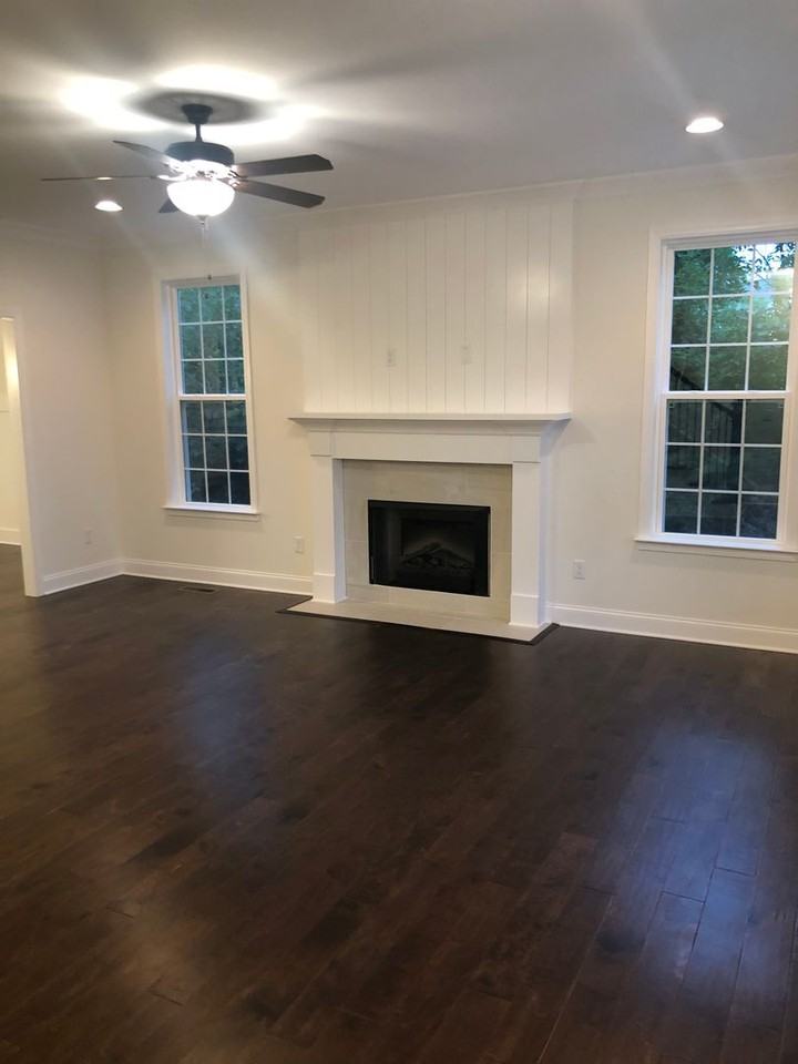 2715 Amsterdam Ln - Photo 4 of 27