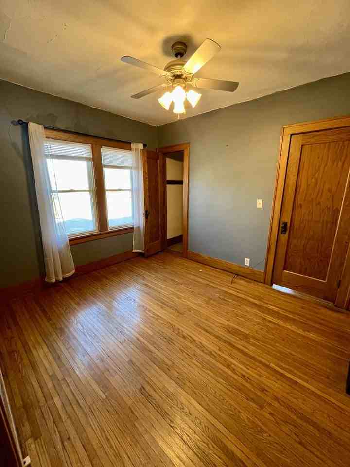 1603 Main St - Photo 3 of 17