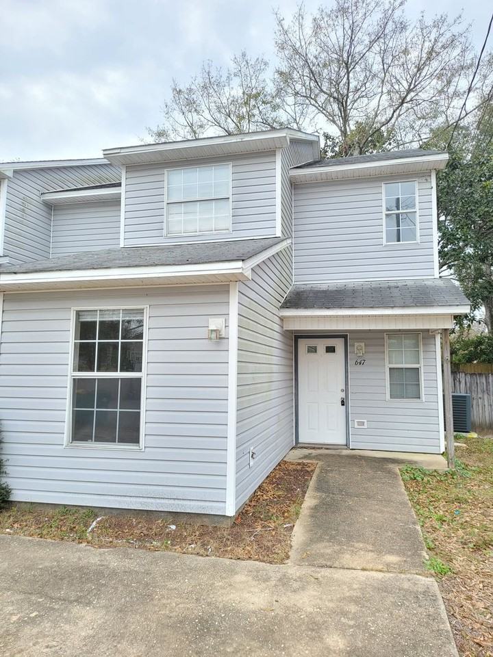 647 Virginia Oak Ct - Photo 4 of 18